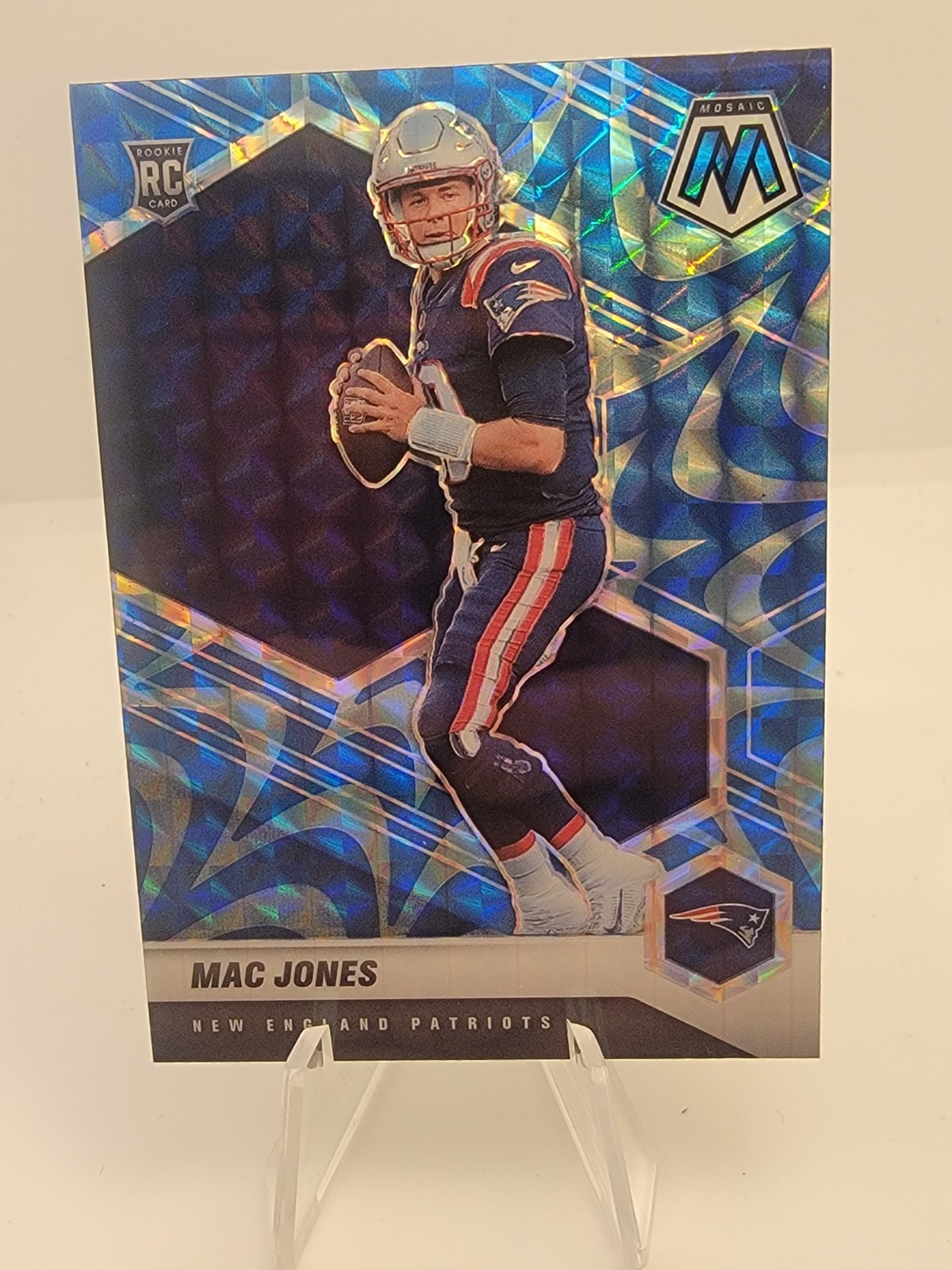 2021 Panini Mosaic Rookies Mac Jones #306 Reactive Blue Mosaic Prizm RC