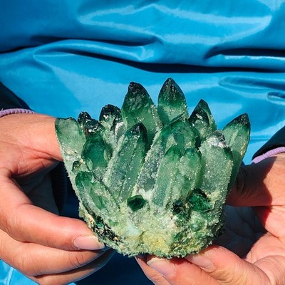 4pieces 4.15LB Rare Twinkling Green Phantom Quartz Crystal Cluster Specimen 3445