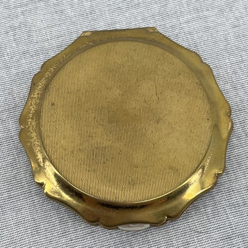 Bordo smerlato metallo tono oro Stratton vintage anni 50 compatto con specchio e pad - Foto 4 di 5