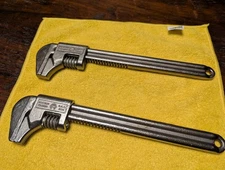 Vintage Diamond Tool & Horseshoe Co Adjustable Monkey Pipe Wrench C-711