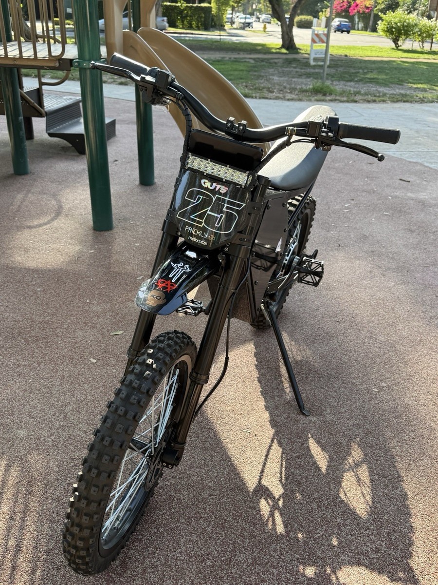 Sindhudurg District Zwarte Sneakers Puma Stealth Bomber 8000 Watt