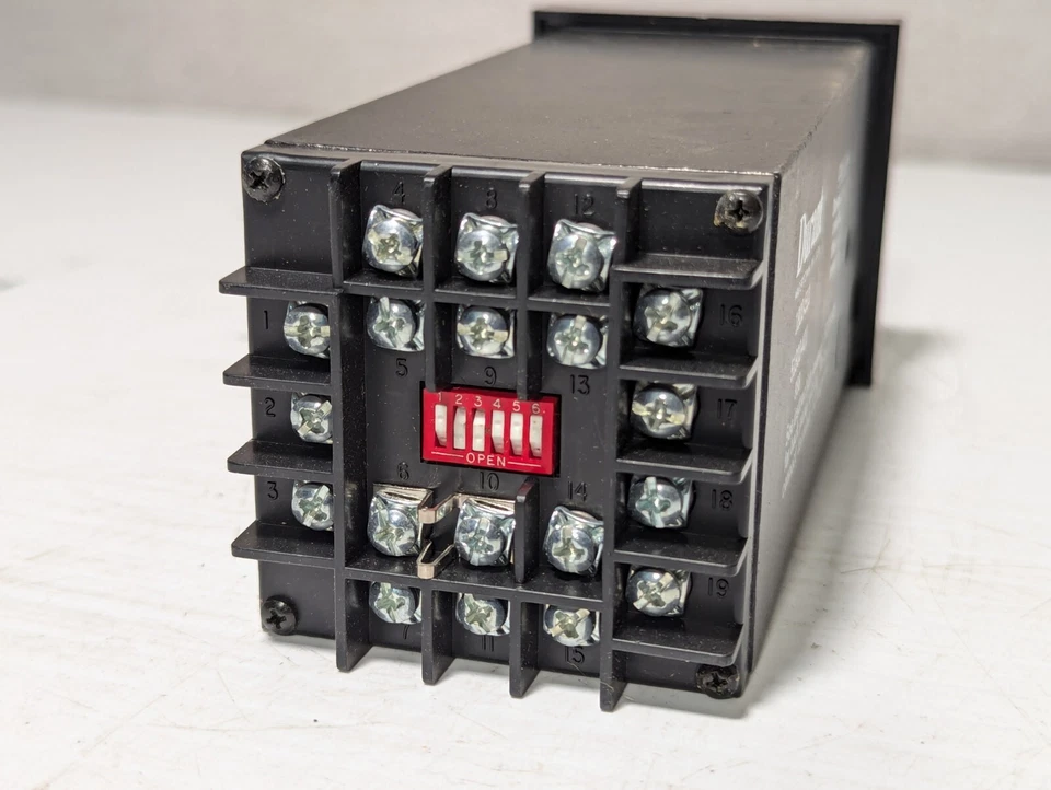 Eaton / Durant 1800-511 Solid State Electronic Count Control, 120/240 VAC - Image 3 of 4