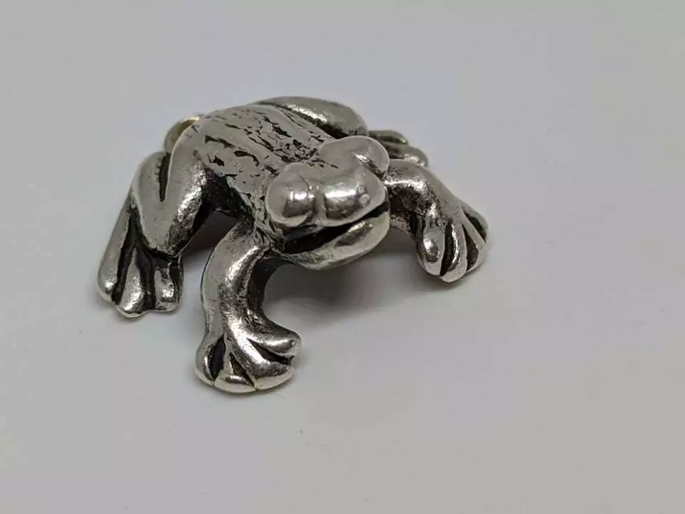 RARE RETIRED James Avery 3D Frog Charm Sterling Silver FREE