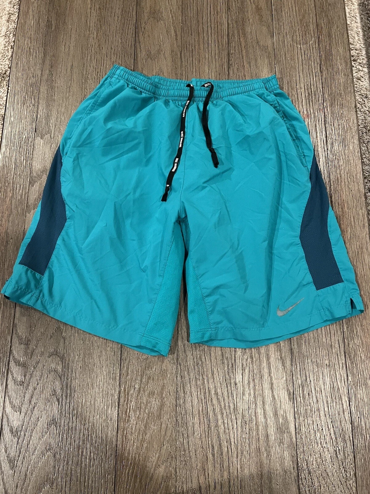Mens Nike Unlined Running Shorts Green Medium
