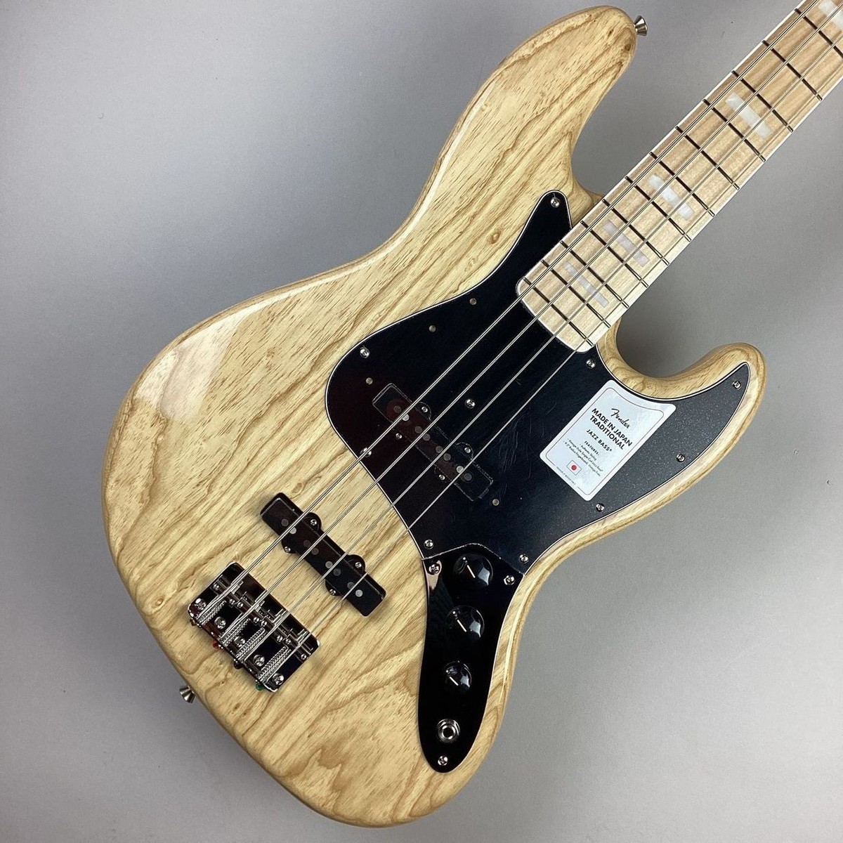 ベース Fender MIJ Traditional 70s Jazz Bass Fender Japan Traditional 70s Jazz Bass Maple Fingerboard