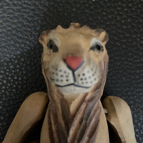 HD10 Jointed Wooden Lion - Decoration - Not suitable for small children - Picture 6 of 6