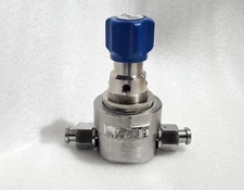 Parker Veriflo SQ420E1002PFS8MMPMPA REGULATOR VALVE PN  MAX INLET1.72MPa