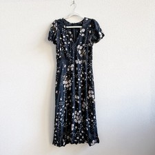 Madewell Puff-Sleeve Wrap-Front Midi Dress in Polka Daisies, Size 6