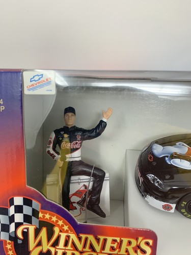 Dale Earnhardt Jr Coca-Cola Polar Bear WINNERS CIRCLE HIGH PERFORMANCE DIE CAST - Picture 7 of 9