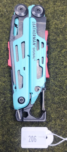 Leatherman Signal Aqua Multi-Tool + 19 Tools + Excellent Condition + FREE POST - Picture 9 of 12