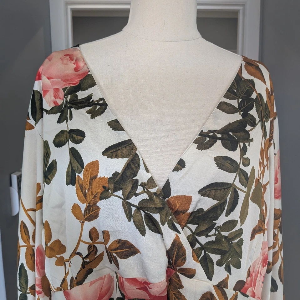 Boohoo Plus Size 26 Floral Kaftan Dress Ruffle Bell Sleeve Boho Holiday Cruise - image 4 of 4