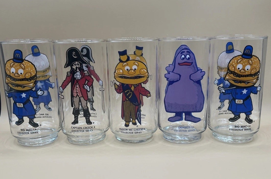 Vintage 1977 McDonalds COLLECTOR SERIES Glasses SET of 5 Drinkware Tumblers Mint