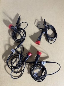 4 pieces - Tektronix TPP0100 Voltage Probe  100MHz 300v / CAT II