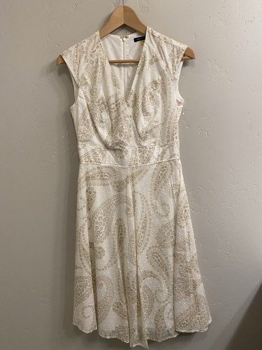 Tommy Hilfiger Sz 4 White Swiss Dot w/Paisley Print V-Neck Sleeveless Midi Dress