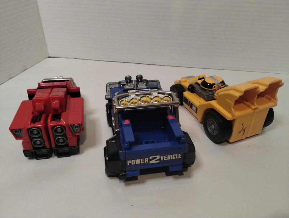 Casa rodante BANDAI Power Rangers Carranger DX ROBO TURBO Megazord no completa leer Foto 3 de 4