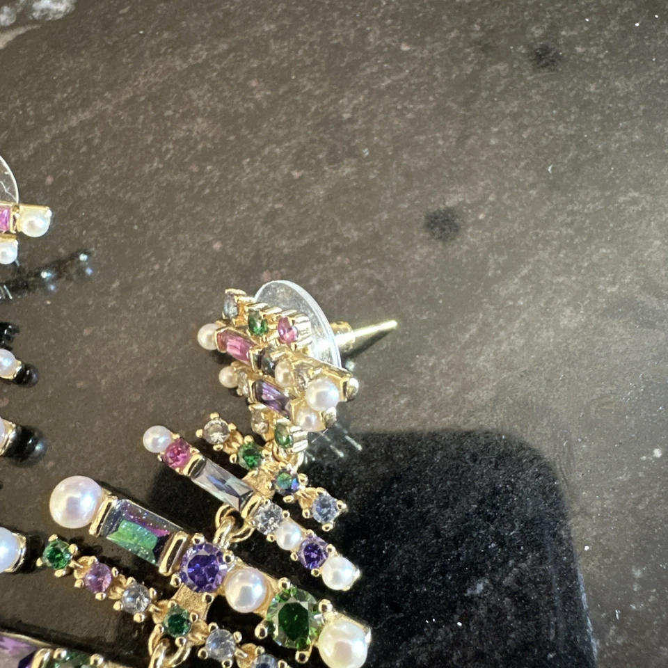 Pendientes Kendra Scott Madelyn llamativos en oro mezcla múltiple precio de venta sugerido por el fabricante $250 Foto 3 de 3