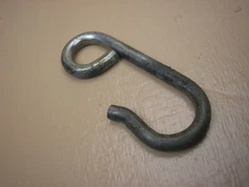 Wheel Horse C-105 C-125 8-Speed Tractor Oil Drain Hose Retainer Clip 109319