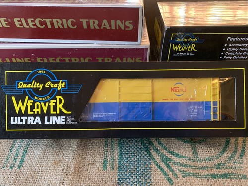 Weaver Nestlé 40’ PS-1 Boxcar #8207 3 rieles | Zustand: New