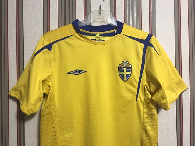 SWEDEN NATIONAL SOCCER TEAM 2005 UMBRO shirt top men's Sz M | eBay
