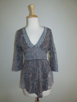 New Gimmicks by BKE Buckle Size M Print Empire 3/4 Sleeve Boho Top
