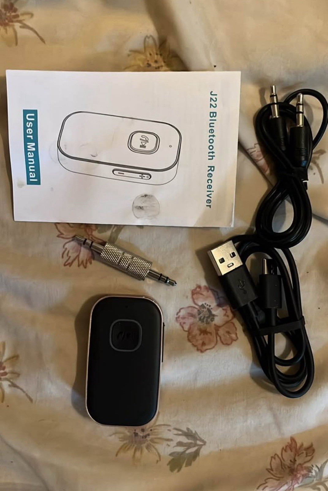 J22 Bluetooth Car USB Auxiliary Receiver for Music Adapting