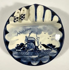 Vintage DELFT BLAUW HOLLAND TRINKET DISH/ASHTRAY, Windmill, Dutch Shoes, #3431