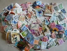 MONDE - SUPERBE LOT 1000 TIMBRES DIFFERENTS OBLITERES 