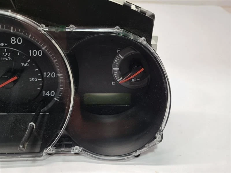 10 11 NISSAN VERSA SPEEDOMETER OEM MPH - Image 4 of 4