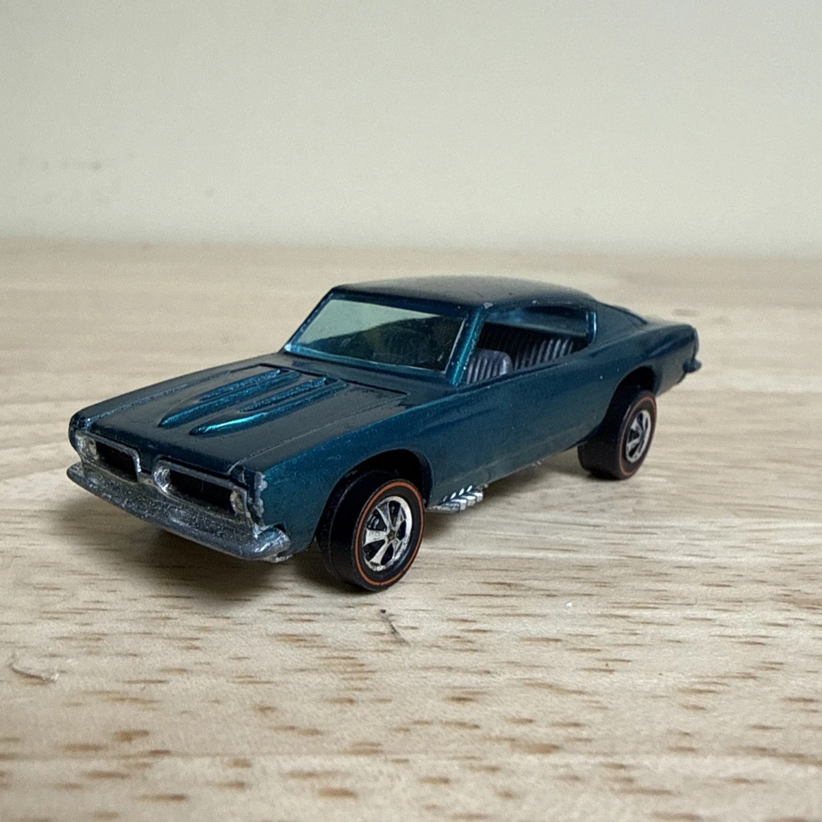 Hot Wheels Car 1968 Year of Manufacture Vintage Manufacture
