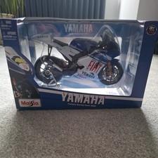 Modellino moto pressofuso Maisto 1:10 Yamaha Factory Racing Team 2008 n:46
