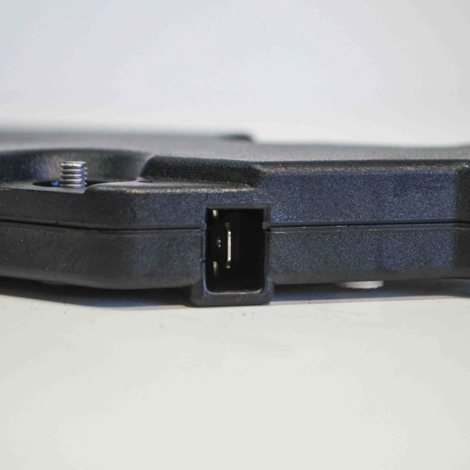 Amplificador de antena VW EOS 1F7, 1F8 1Q0035577 2.0 diésel 103kw 2009 10600700 Foto 3 de 4