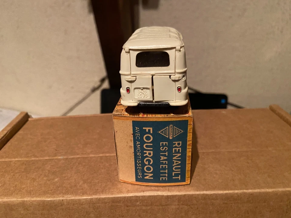 NOREV PLASTQUE ANCIENNE RENAULT ESTAFETTE FLEURY MICHON-ÉCHELLE 1/43 IDEM PAYA , - Photo 2/4