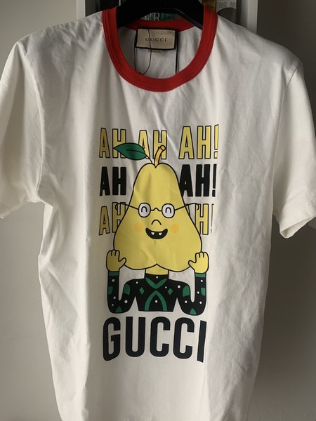 Gucci Camiseta de Manga Corta De La Colección Alessandro Michel Y Harry Styles.