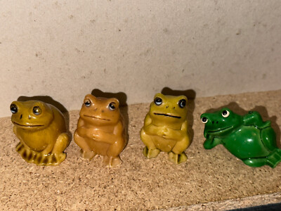 Altfiguren Tierfamilien 70 er Jahre  Frösche - 4 weitere   Varianten Original