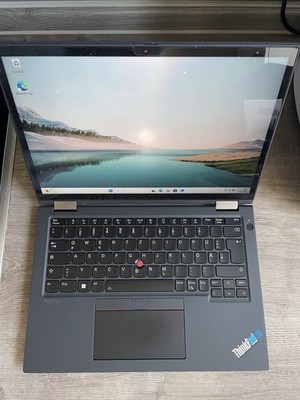 Lenovo ThinkPad X13 Yoga Gen 3 - 13 Zoll i5-1245U 16GB RAM 256GB SSD Win 11 Pro