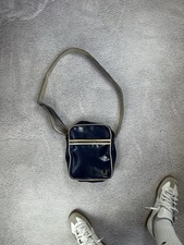 Borsa a tracolla Fred Perry retrò messenger blu navy