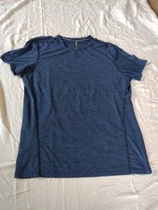 T-shirt Ten Thousand Homme Bleu, Taille XL – Jersey Doux, Manches Courtes – État Impeccable