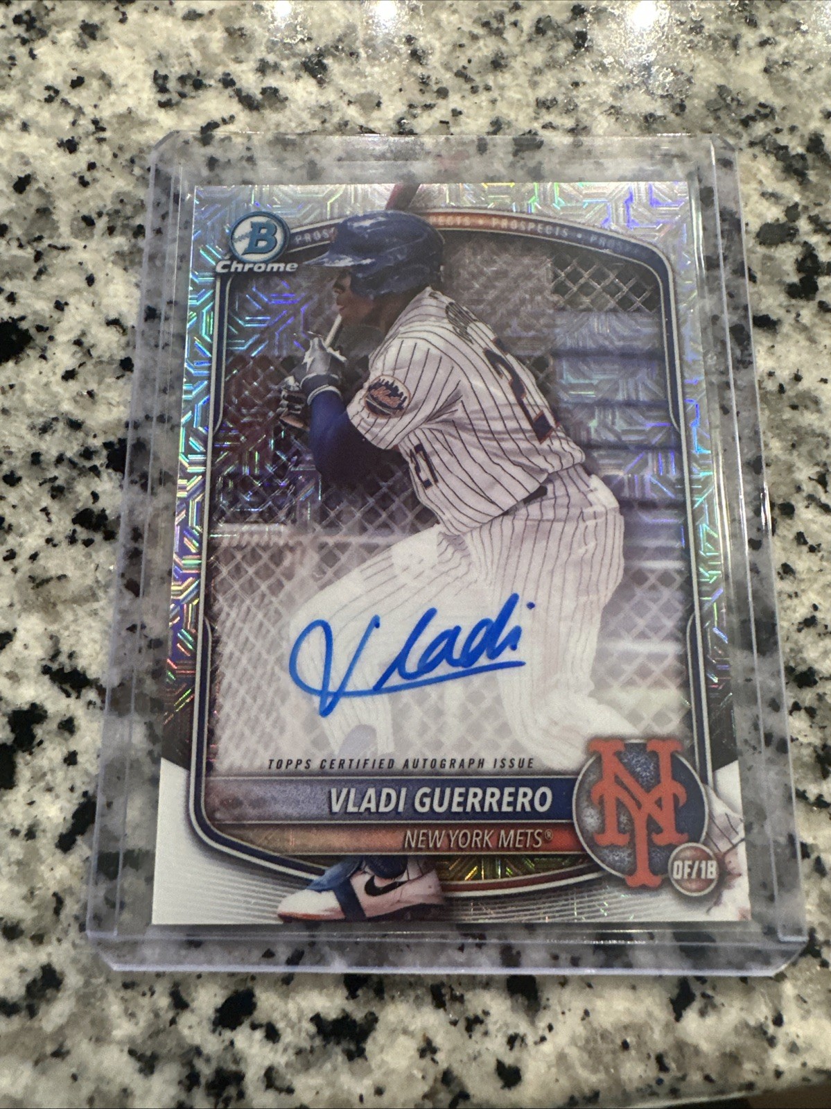 2025 Bowman Vladi Guerrero Mega Box Refractor Auto #BMA-VG