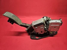 2011-2013 Infiniti QX56 Accelerator Gas Pedal w/ Intelligent Cruise Brake Assist