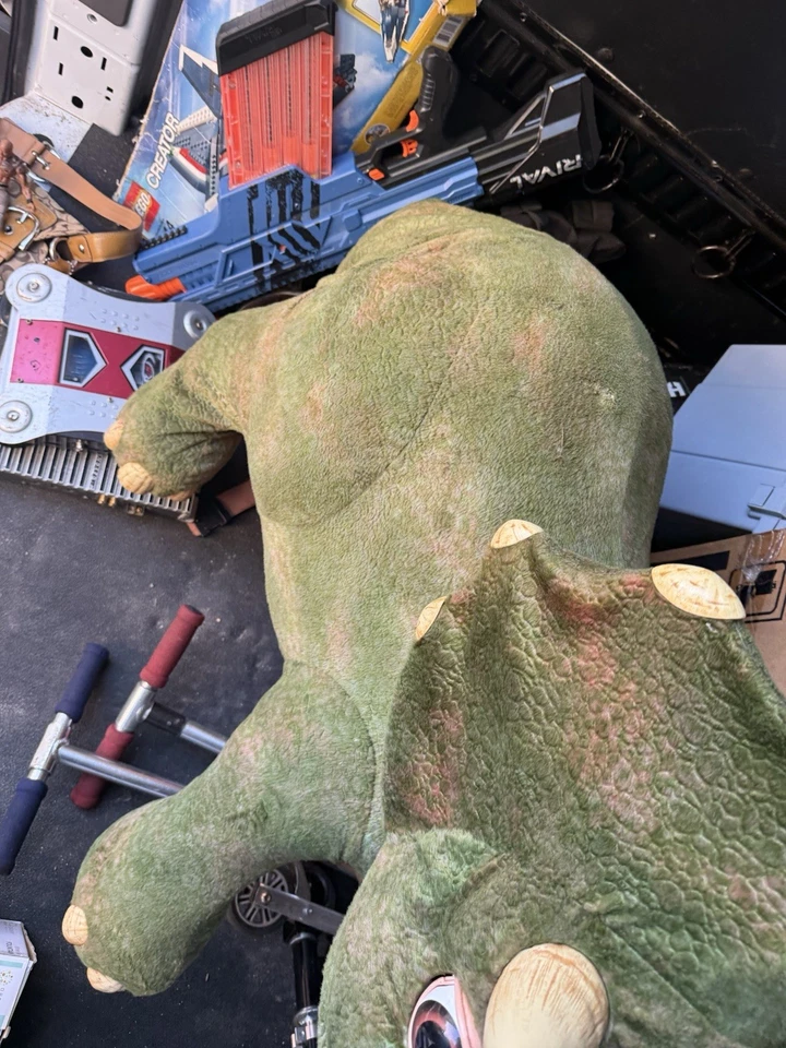 Vintage Playskool Kota Triceratops Interactive Animated Child Ride On Dinosaur. - Image 2 of 4