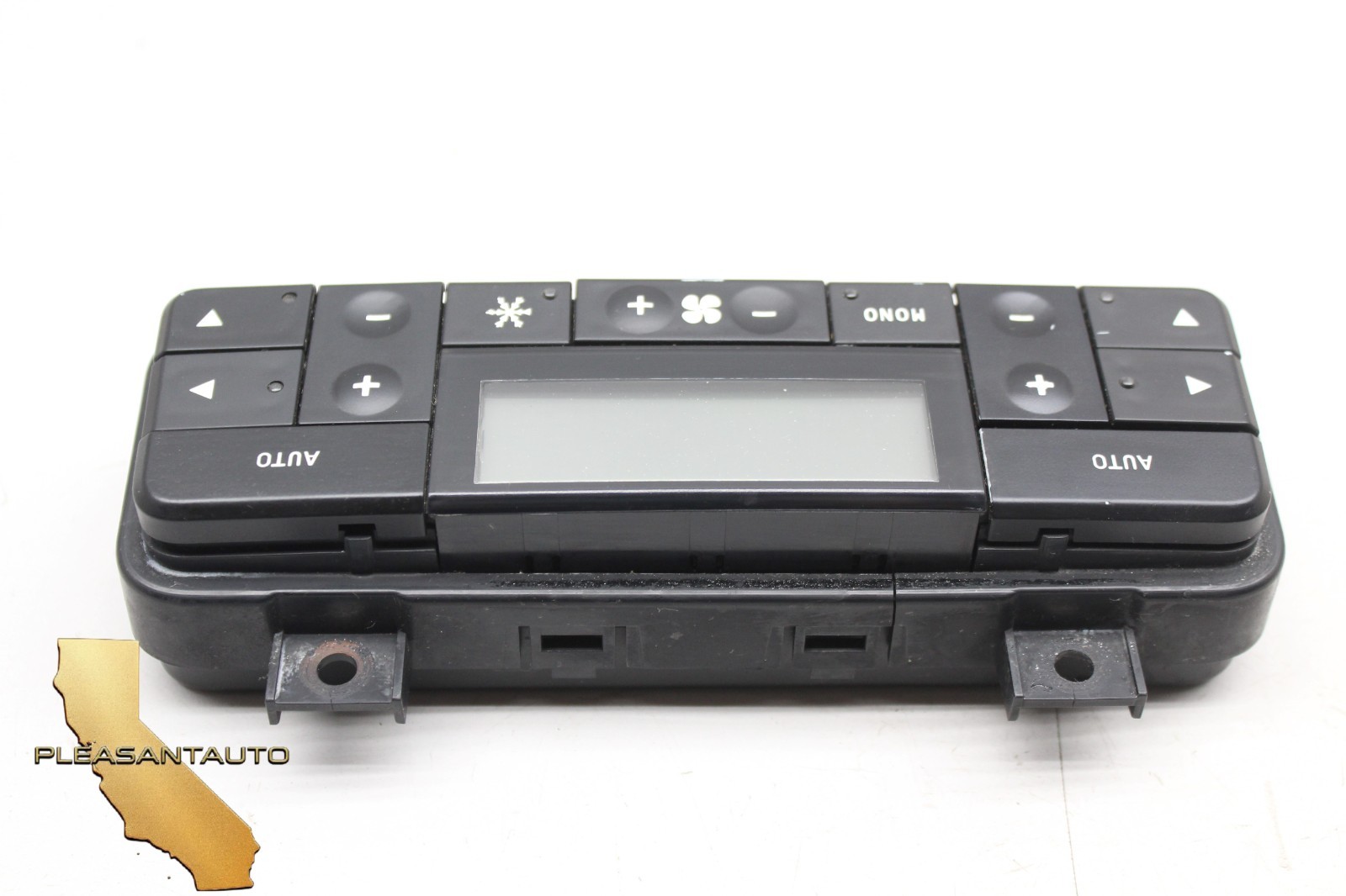 M139 03-13 Maserati Quattroporte Rear A/C Heater Climate Control Switch