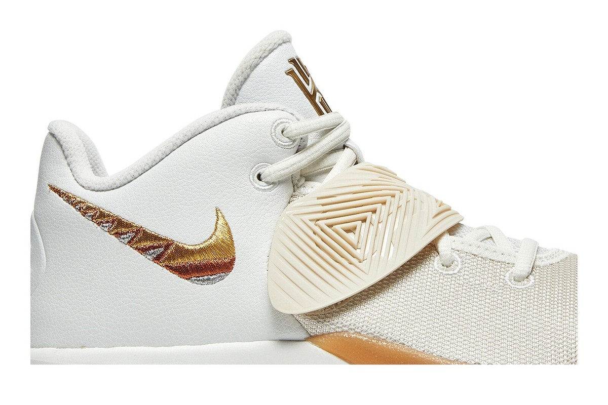 【美品】NIKE KYRIE FLYTRAP III EP CD0191-103 Nike Kyrie Flytrap 3 EP 'Obsidian Bordeaux' CD0191-400