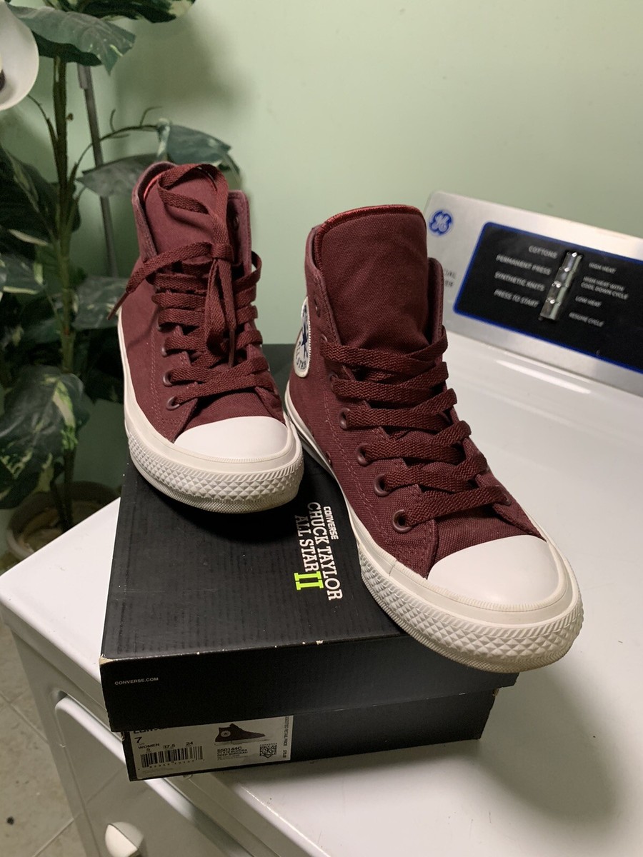 Converse Chuck Taylor All Star ll Deep Bordeau High Tops 7  display picture 1