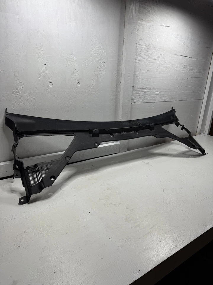 Jaguar XE 2016-2020 parabrisas superior panel de desplazamiento OEM GX734105A Foto 3 de 4