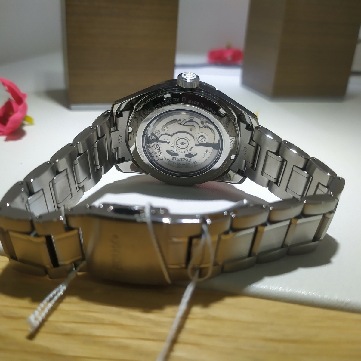 seiko presage 100m