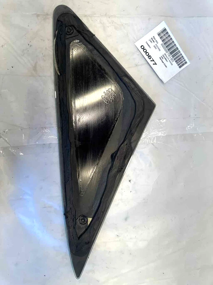 2004 FORD FOCUS 2,3 л 4 цилиндра задняя дверь вентиляционное стекло окно правая пассажирская сторона - Изображение 2 из 4