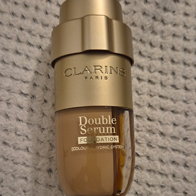 Clarins Double Serum Foundation flüssig, mittlere Deckkraft, L6N 5, 30 ml