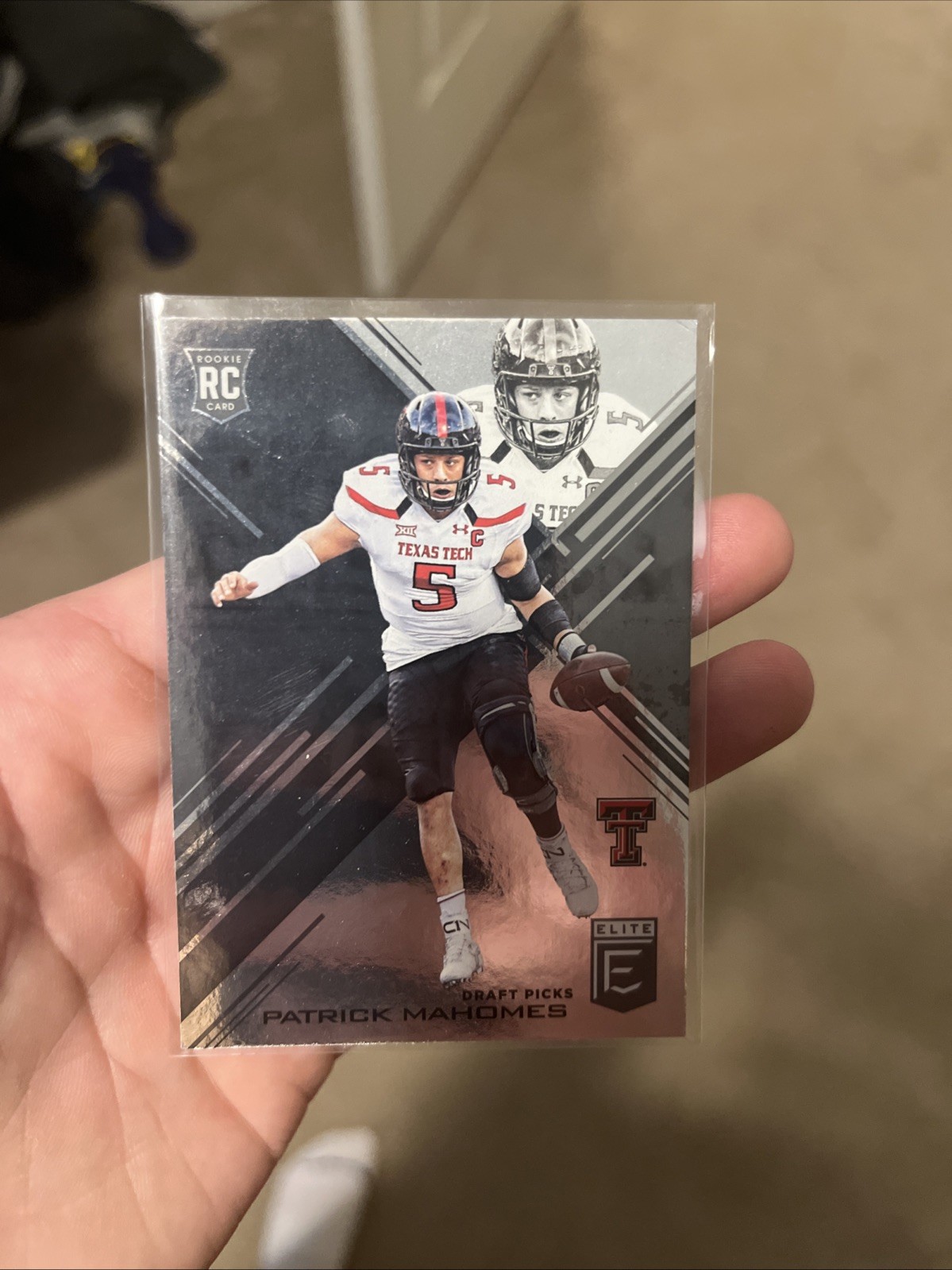 2017 Panini Elite Draft Picks Patrick Mahomes II Rookie #145