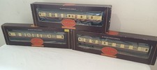 OO gauge NEAR MINT 3x Hornby Toplink R445 R450 Mk 1 Coach Crimson Cream Comp Brk