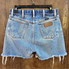 Vintage Wrangler Denim Cut Off Jean Shorts Size 32